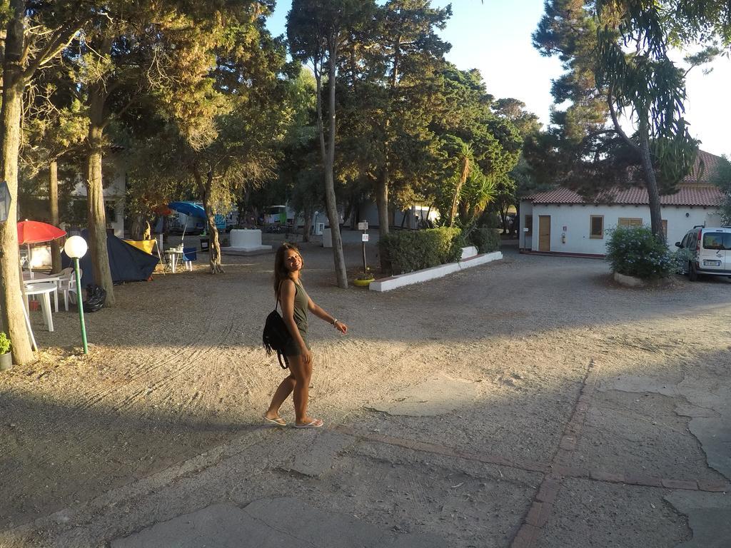 Camping B&B Gioiosa ג'ויוזה מריאה מראה חיצוני תמונה