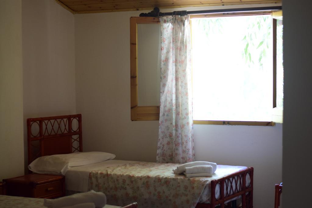 Camping B&B Gioiosa ג'ויוזה מריאה מראה חיצוני תמונה
