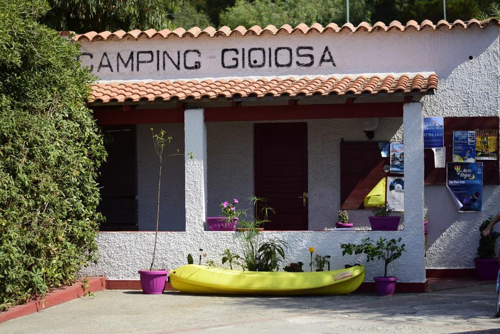 Camping B&B Gioiosa ג'ויוזה מריאה מראה חיצוני תמונה