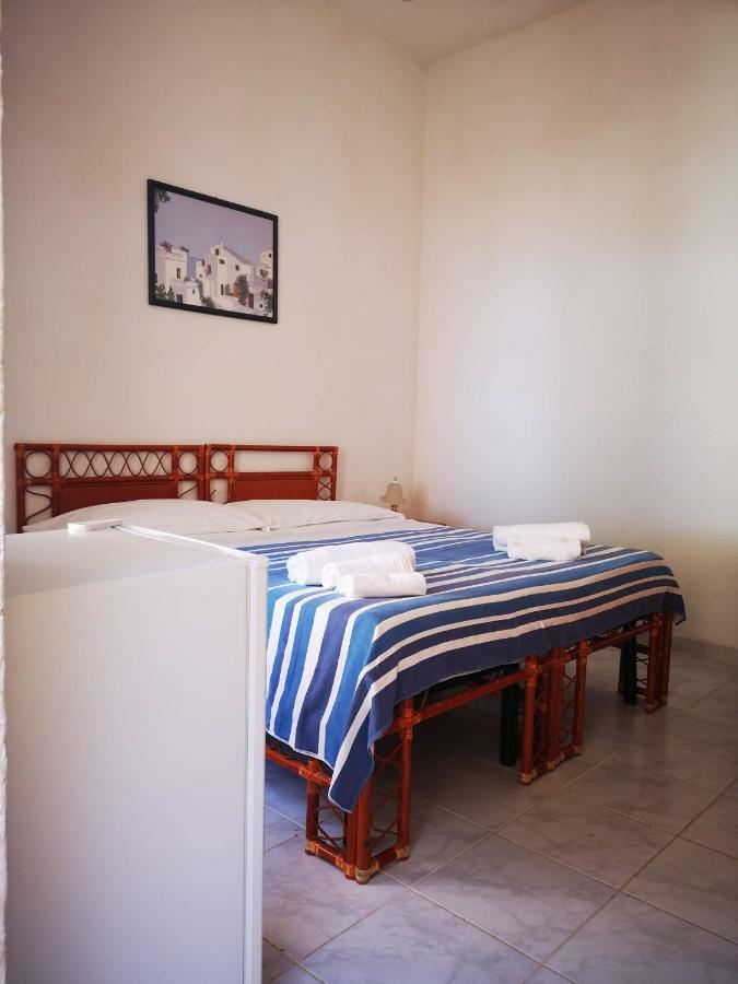Camping B&B Gioiosa ג'ויוזה מריאה מראה חיצוני תמונה