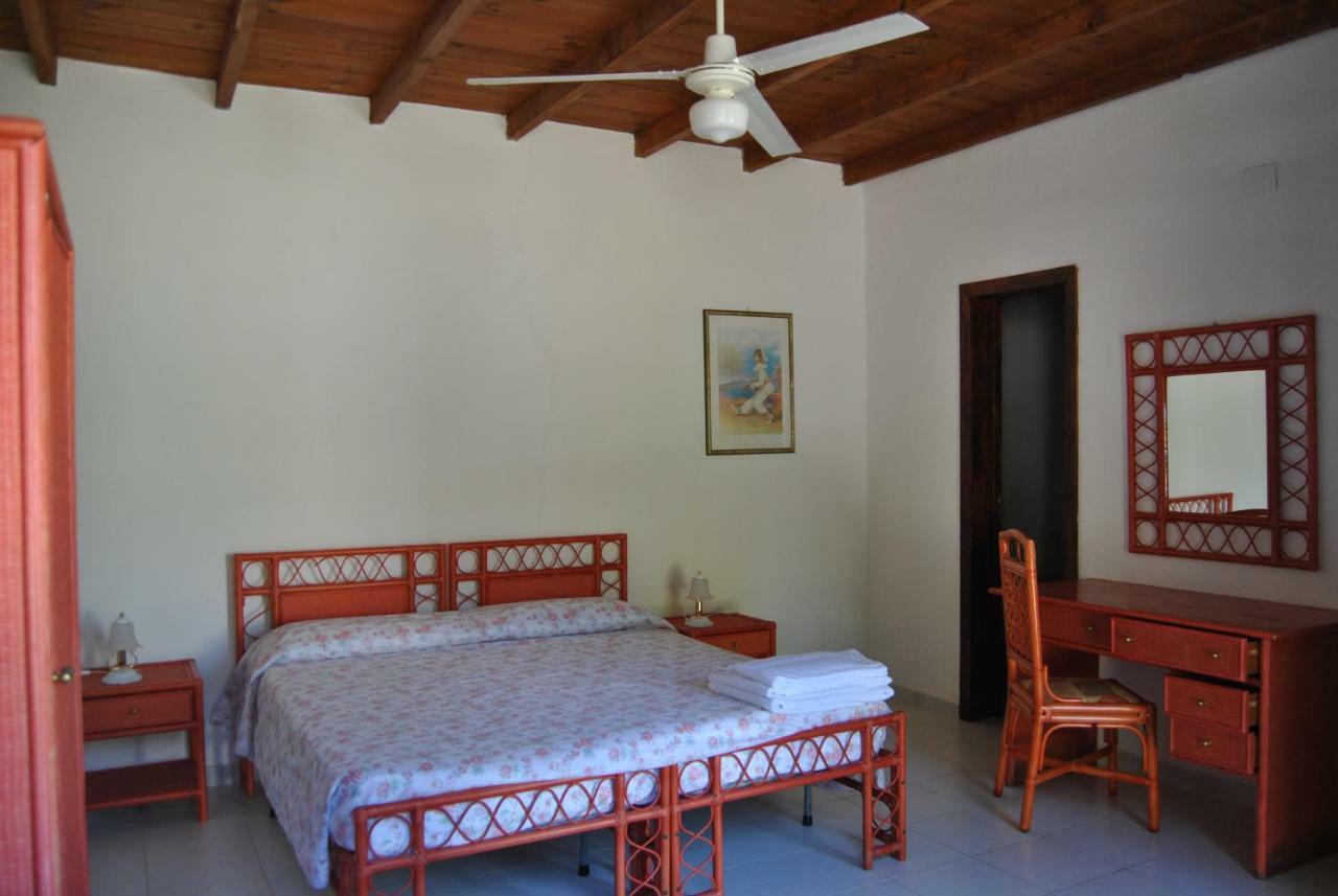 Camping B&B Gioiosa ג'ויוזה מריאה מראה חיצוני תמונה