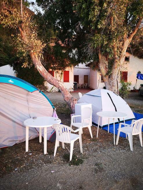 Camping B&B Gioiosa ג'ויוזה מריאה מראה חיצוני תמונה